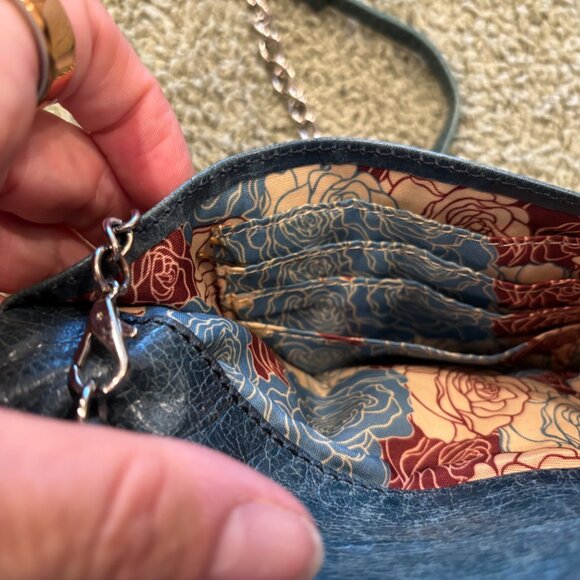 Hobo turquoise clutch crossbody leather bag - Picture 3 of 7